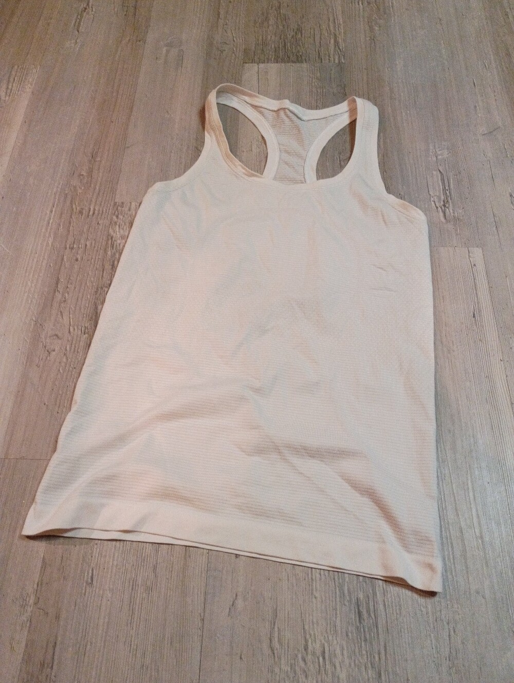 Lululemon - Picture 2 of 7